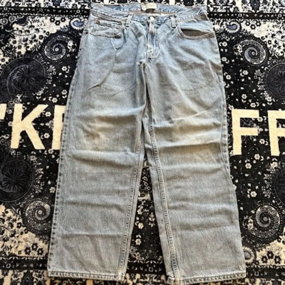Levi Light Washed Baggy‎ Style Jeans!